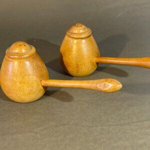Vintage Wooden Salt and Pepper Shakers with Handles (1365)